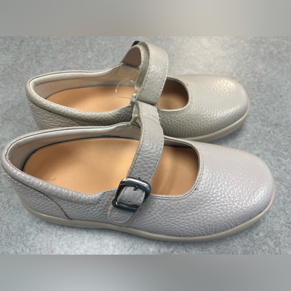 Dr. Comfort Merry Jane Women Sz 5.5 W Beige Leather Buckle Diabetic Comfort -New